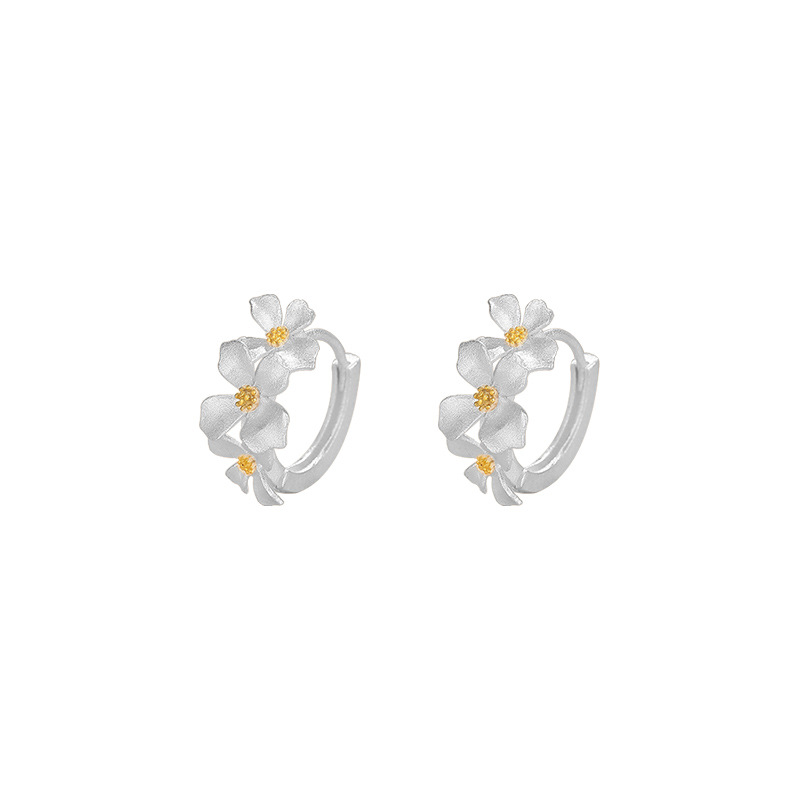 Sterling silver gardenia flower earrings for women, simple and fresh style