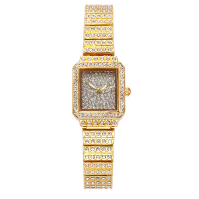 New fashionable rhinestone-studded steel bracelet watch for women, simple and casual, full of diamonds.